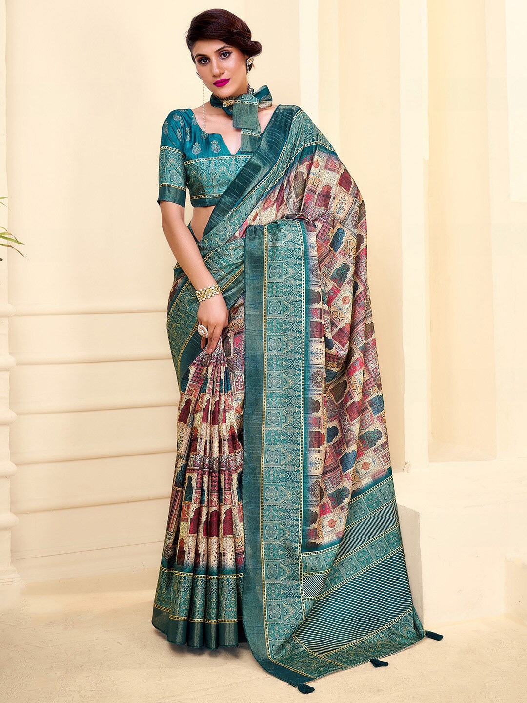 

SANSKAR Embellished Saree, Turquoise blue
