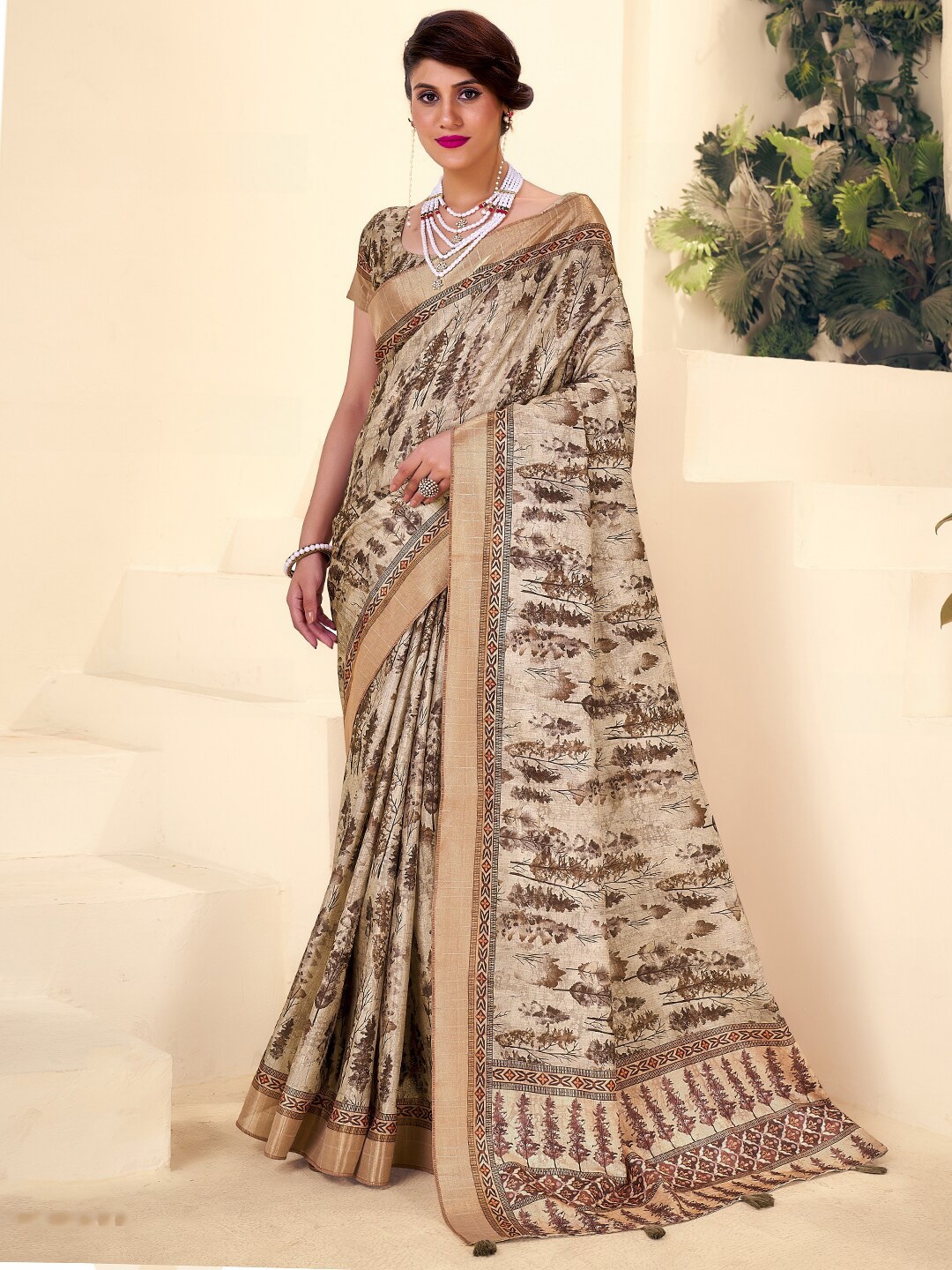 

SANSKAR Embellished Saree, Cream