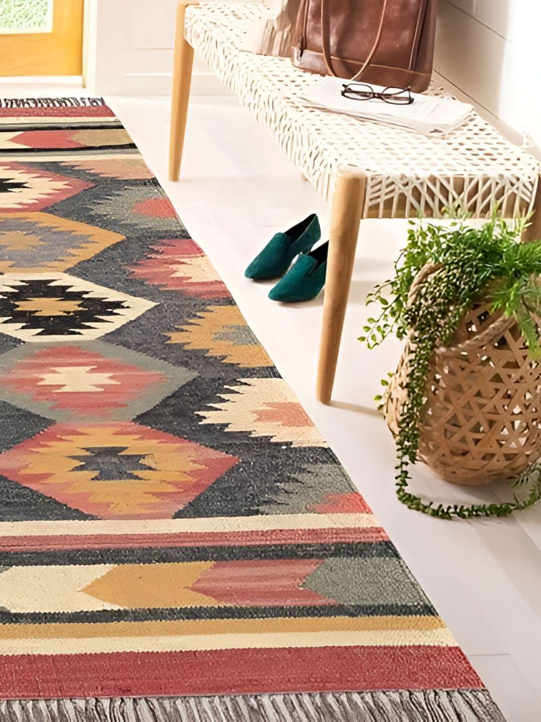 

Budhrajrugs Red & Grey Geometric Woven Rectangular Dhurrie