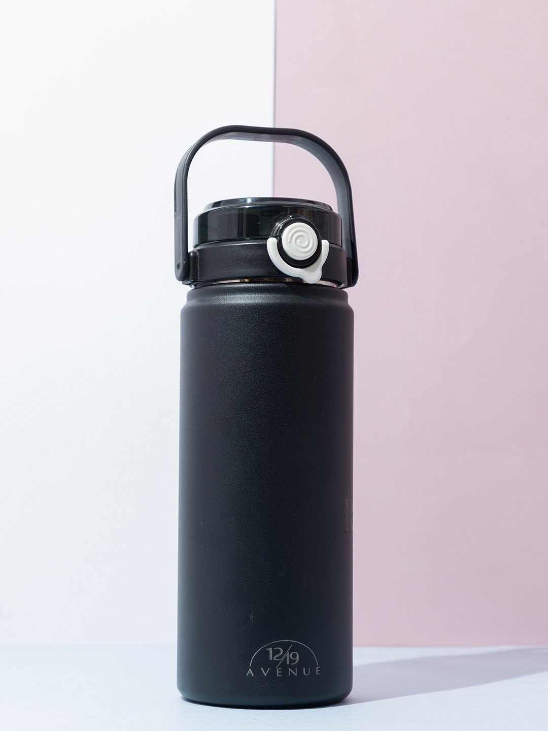 

1219 Avenue Black Stainless SteelDouble Wall Vacuum Water Bottle 2 L