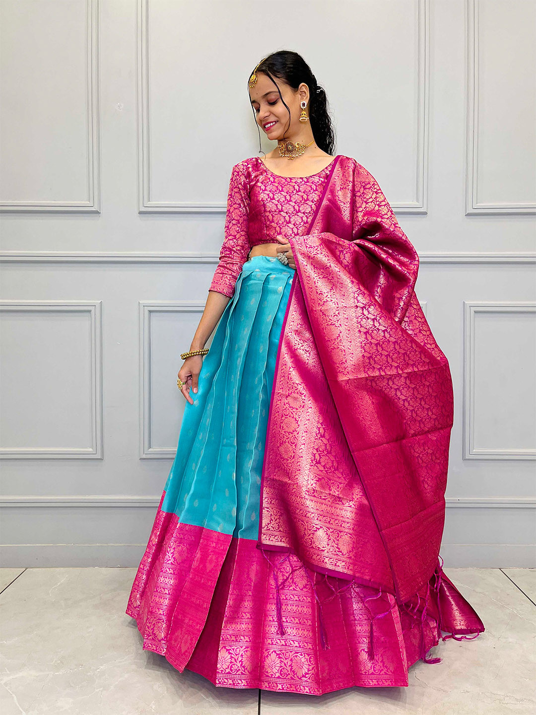 

Fabcartz Girls Woven Design Semi-Stitched Lehenga & Unstitched Blouse With Dupatta, Turquoise blue