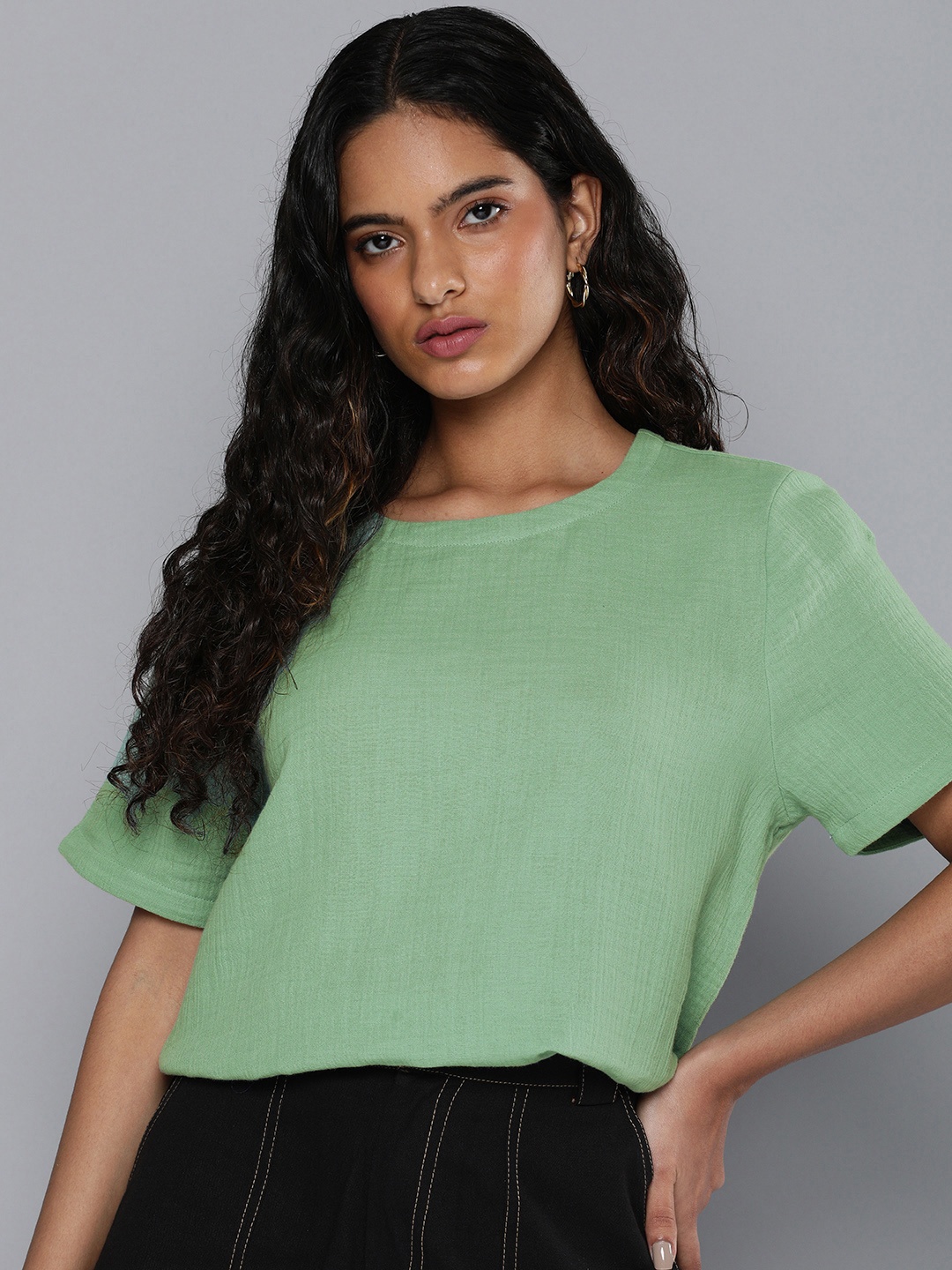 

Levis Solid Pure Cotton Top, Green