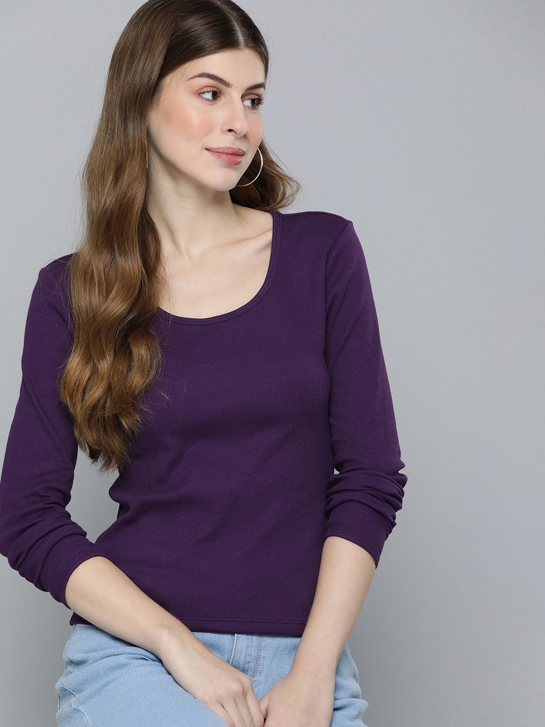 

Levis Solid Long Sleeves Casual T-shirt, Purple