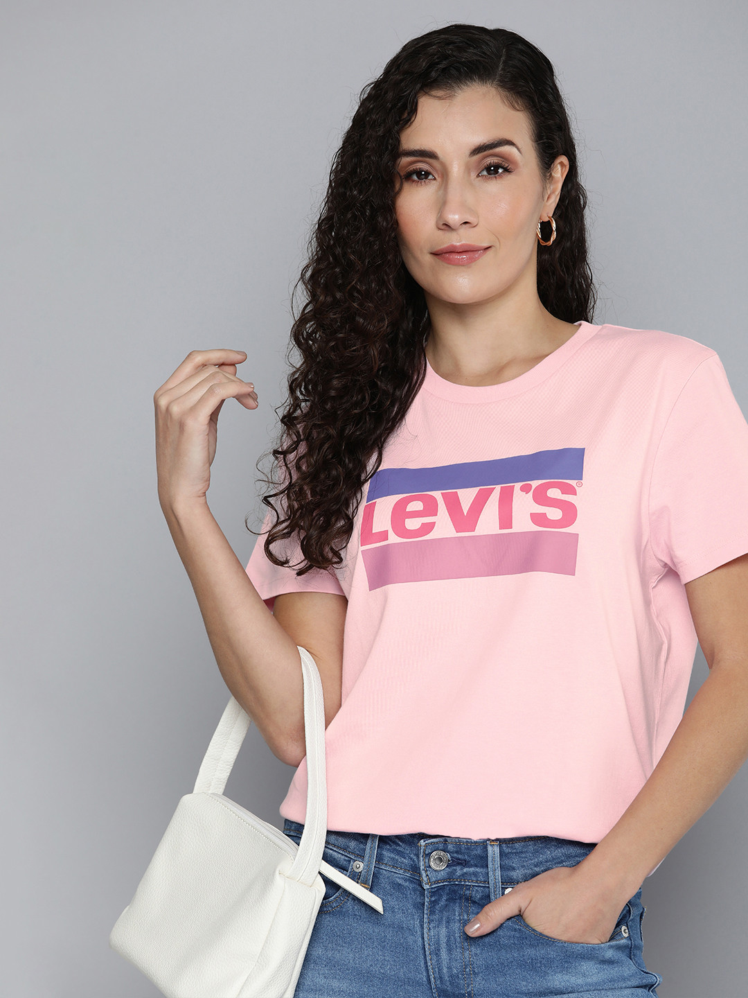 

Levis Pure Cotton Brand Logo Printed Casual T-shirt, Pink