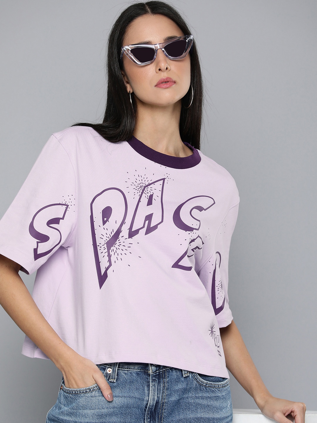 

Levis Printed Drop-Shoulder Sleeves Pure Cotton Boxy T-shirt, Lavender