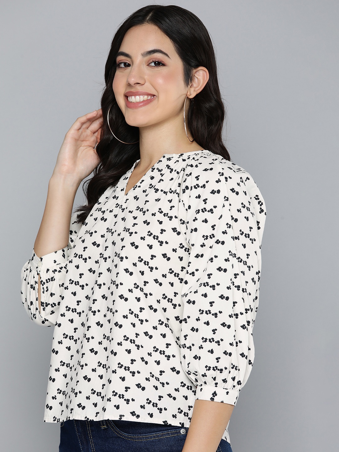 

Levis Floral Print Top, White