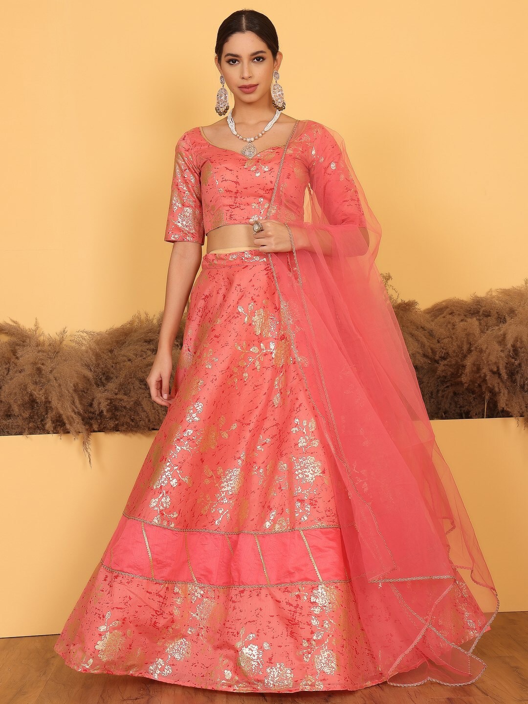 

Ethnovog Printed Sweetheart Neck Ready to Wear Lehenga & Blouse With Dupatta, Pink