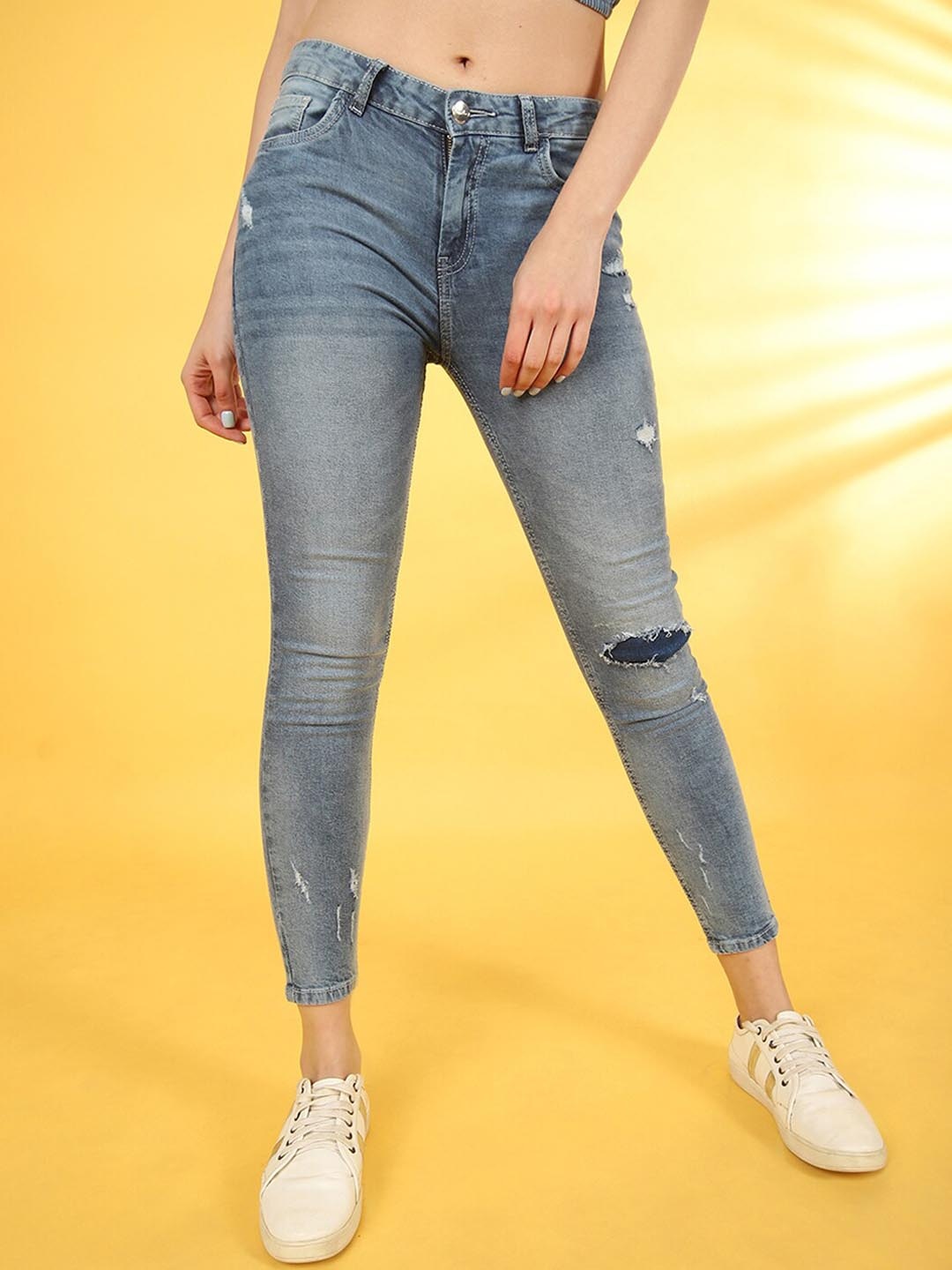 

Freehand by The Indian Garage Co Women Slim Fit Ripped Stretchable Jeans, Blue