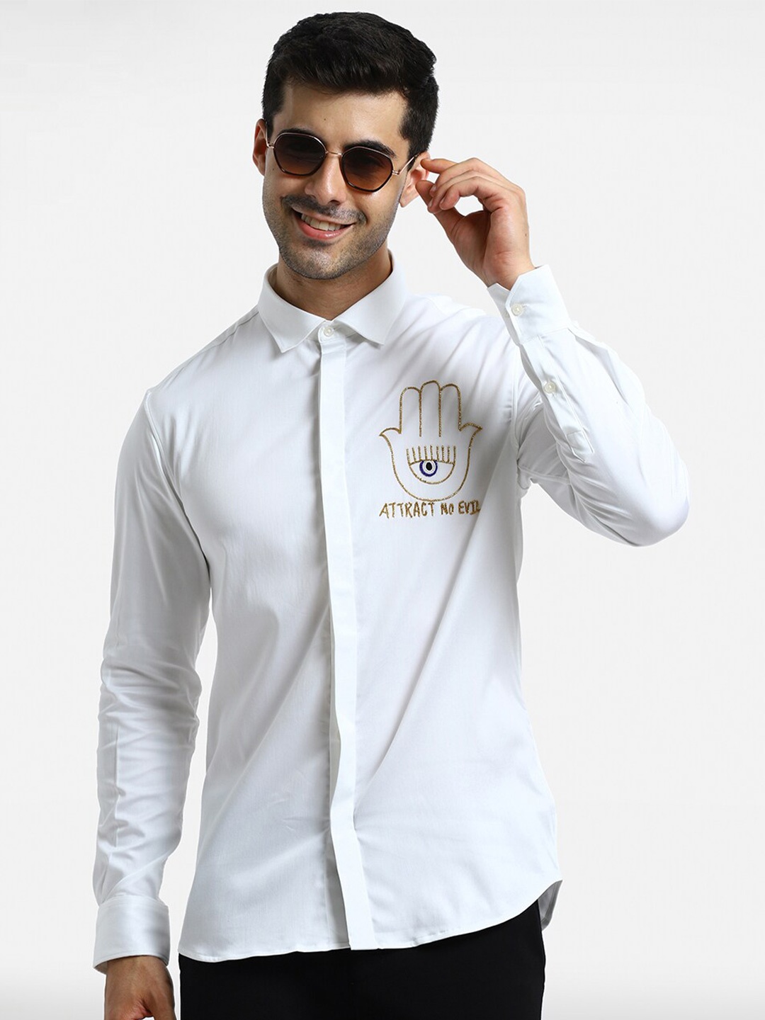 

Komal Kothari India Slim Fit Embellished Cotton Casual Shirt, White