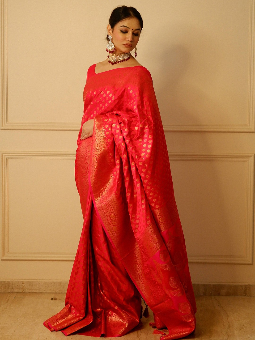 

ALMAARI FASHION Ethnic Motifs Satin Silk Kanjeevaram Saree, Red