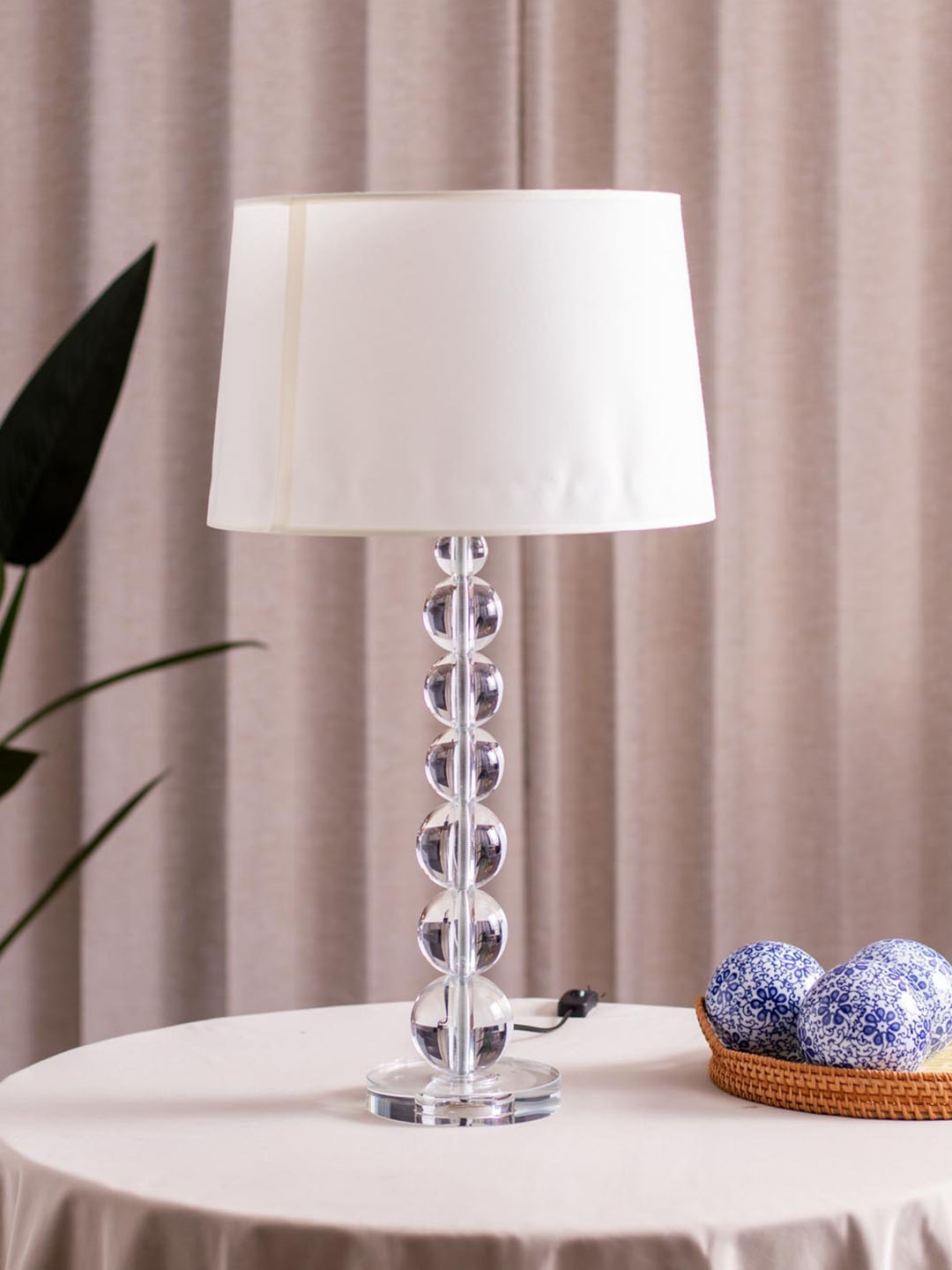 

THEDECORKART White Glass Traditional Frustum Shaped Table Lamp