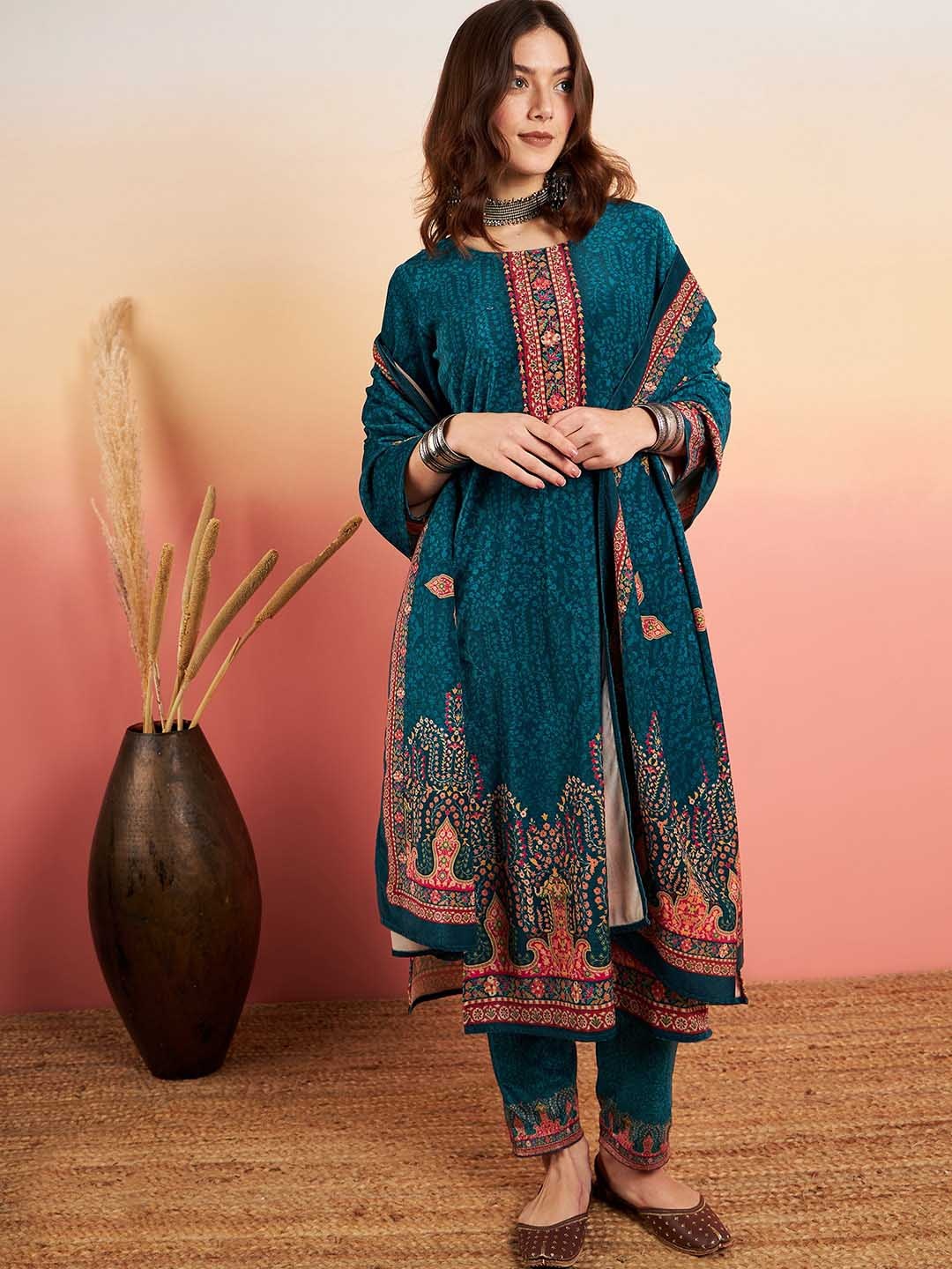 

Sangria Ethnic Motifs Printed Velvet Kurta & Trouser With Dupatta, Teal