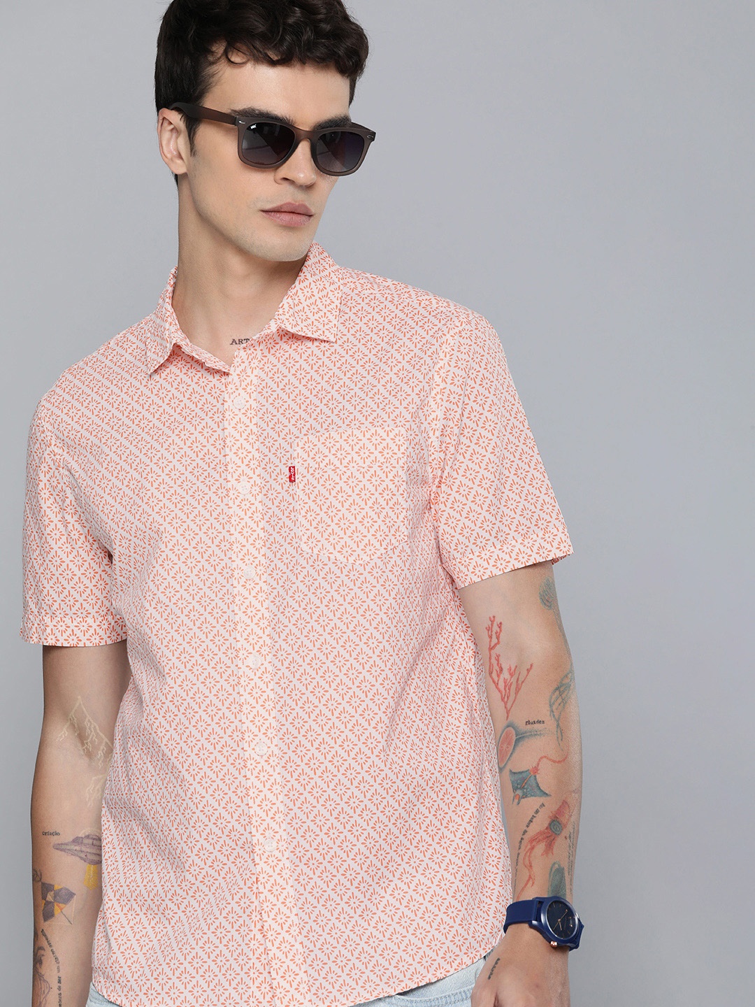

Levis Slim Fit Geometric Printed Pure Cotton Casual Shirt, Orange