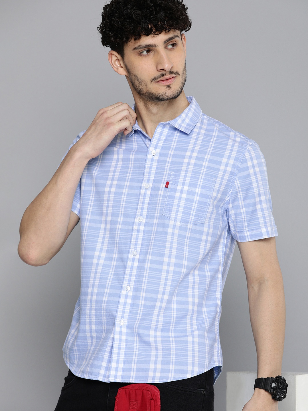 

Levis Pure Cotton Slim Fit Checked Casual Shirt, Blue
