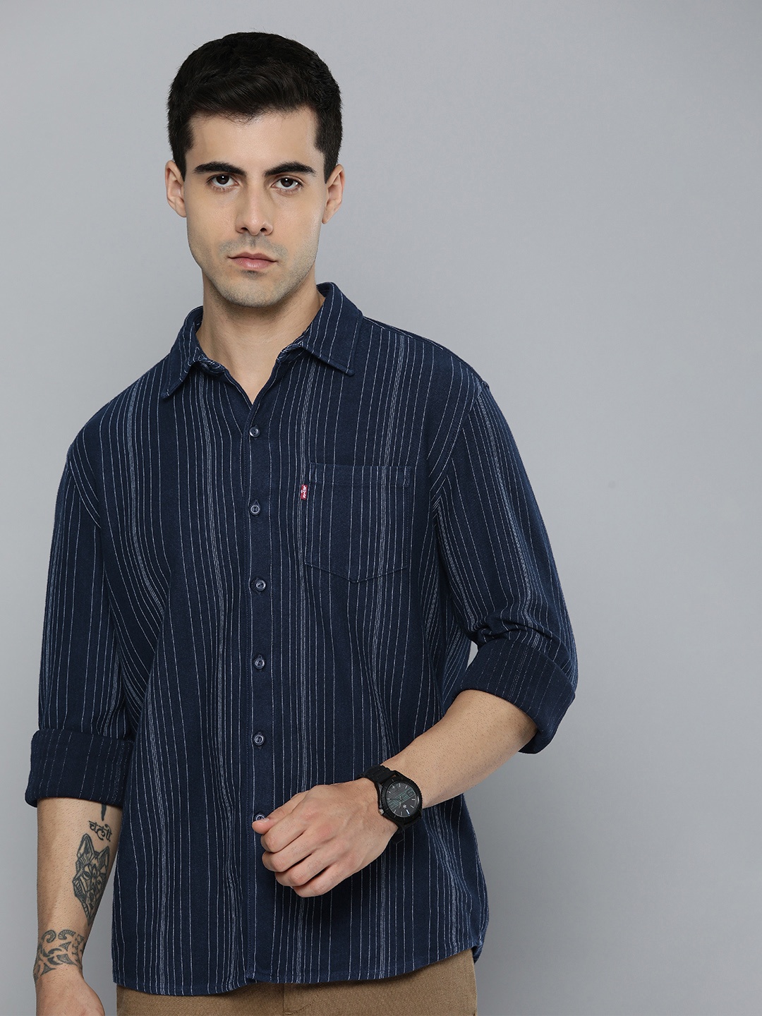 

Levis Men Slim Fit Striped Casual Shirt, Navy blue