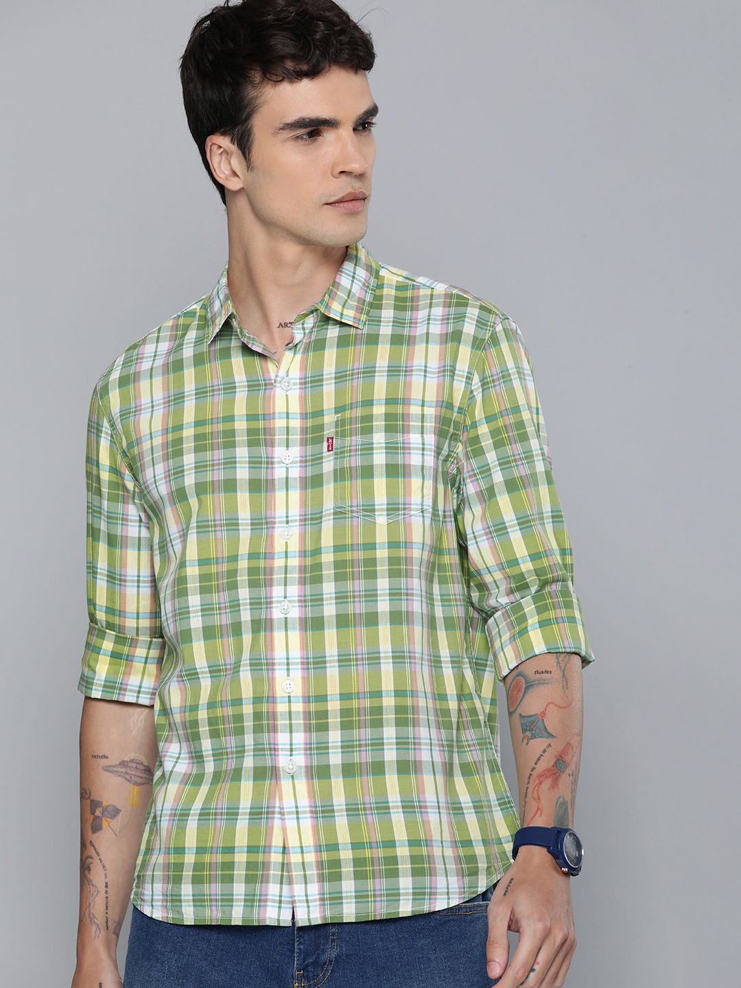 

Levis Men Slim Fit Tartan Checks Pure Cotton Casual Shirt, Green