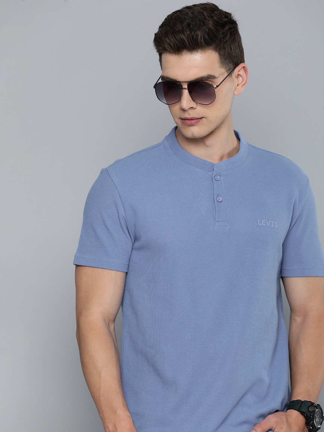 

Levis Henley Neck Pure Cotton Slim Fit T-shirt, Blue