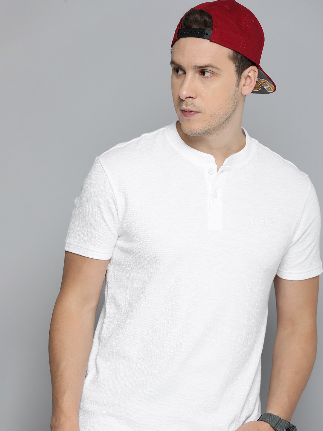 

Levis Self Design Textured Henley Neck Slim Fit T-shirt, White