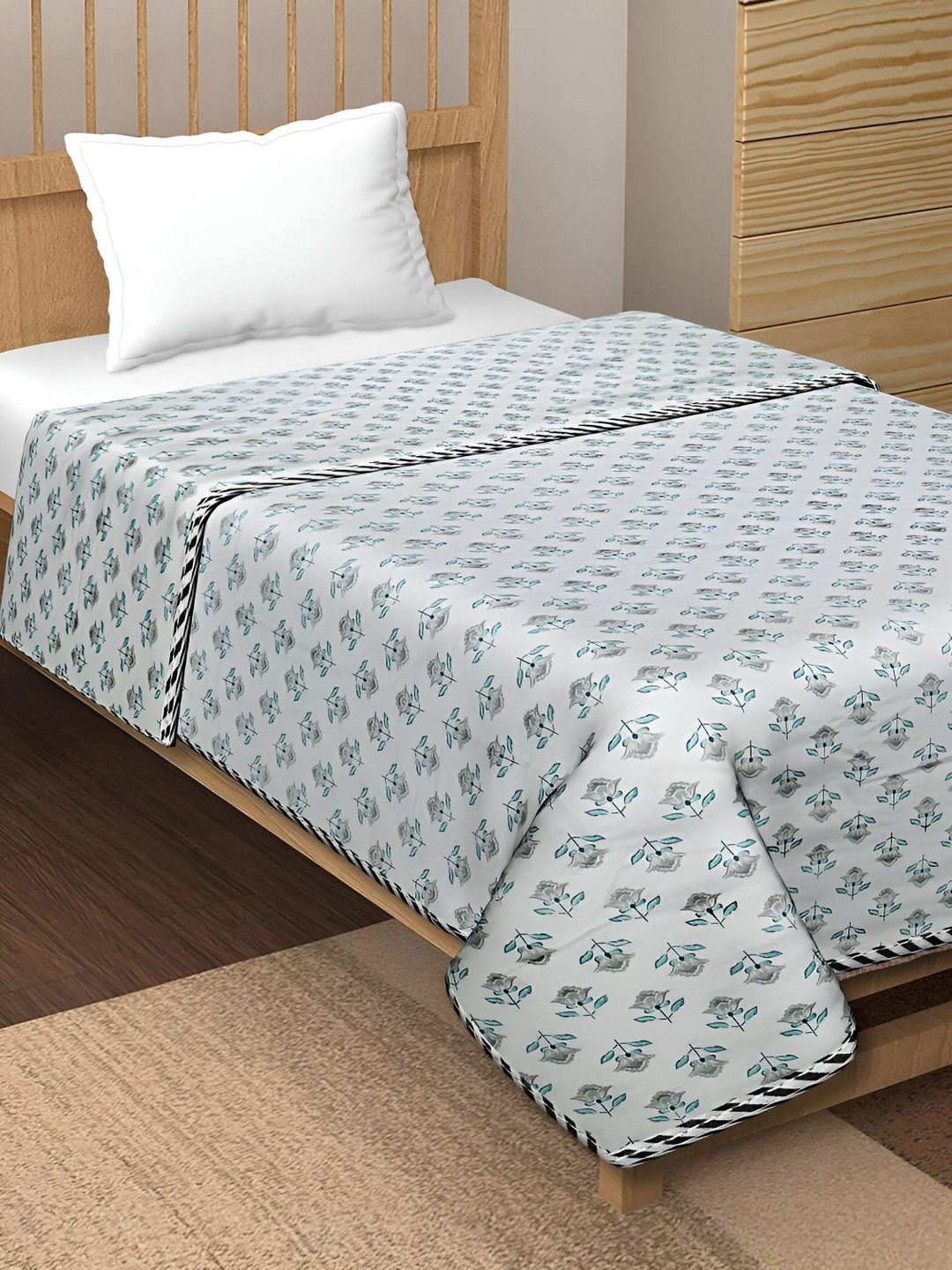 

Texstylers Grey & White Floral AC Room 120 GSM Reversible Cotton Single Bed Dohar