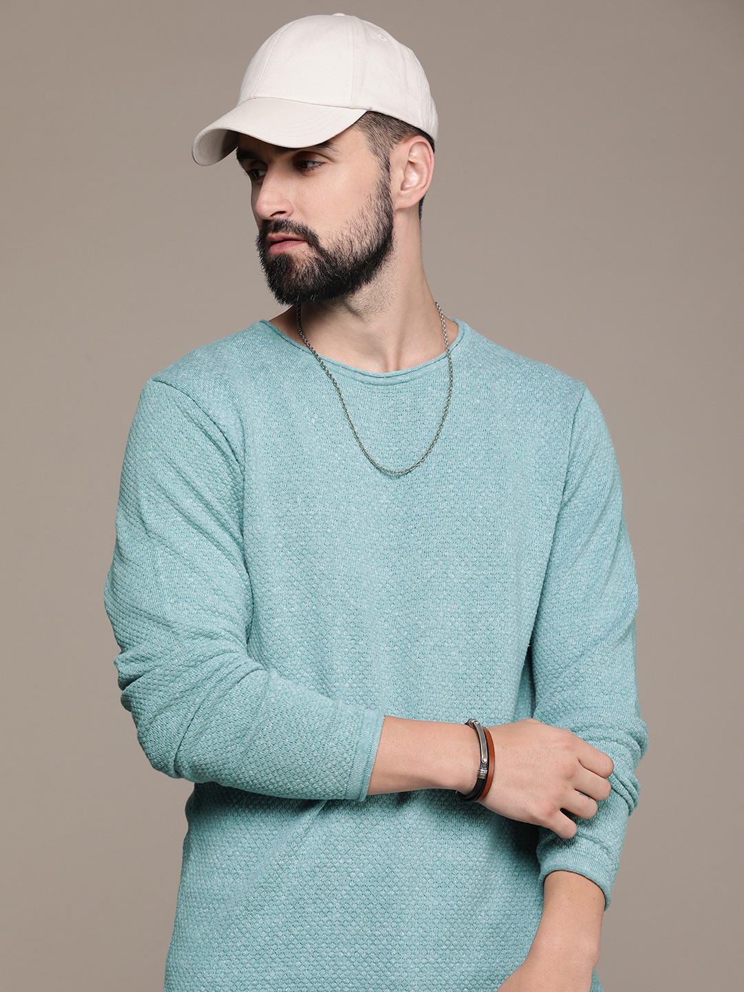 

Roadster Men Solid Pullover Sweater, Turquoise blue