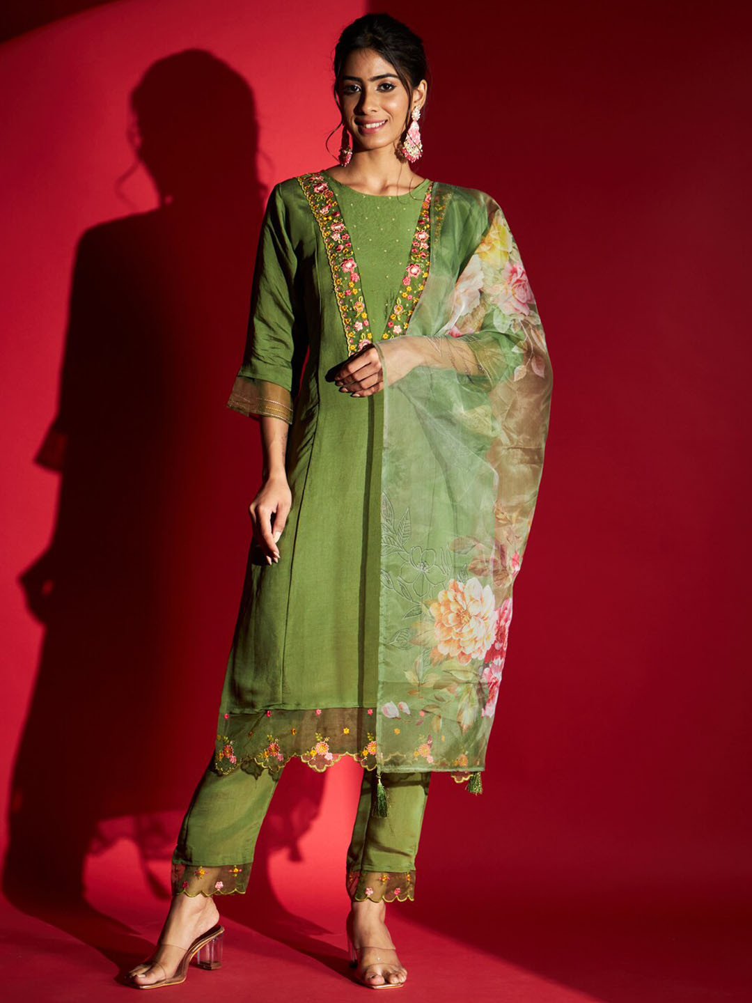 

Navlik Floral Embroidered Thread Work Chanderi Silk Kurta With Trousers & Dupatta, Green