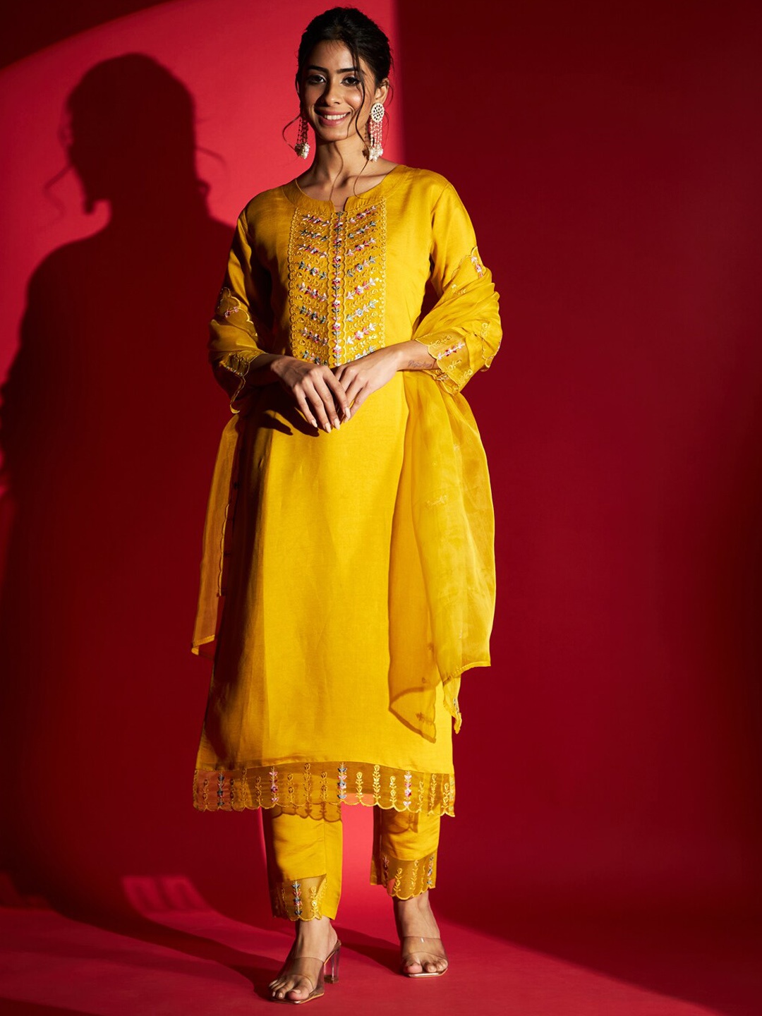 

Navlik Floral Yoke Designed Regular Thread Work Kurta With Trousers & Dupatta, Mustard