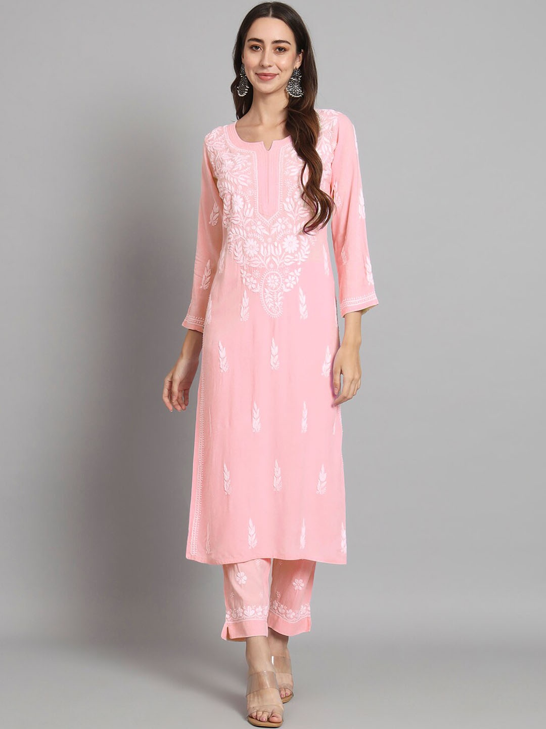 

PARAMOUNT CHIKAN Embroidered Lucknowi Chikankari Straight Kurta & Palazzos, Peach