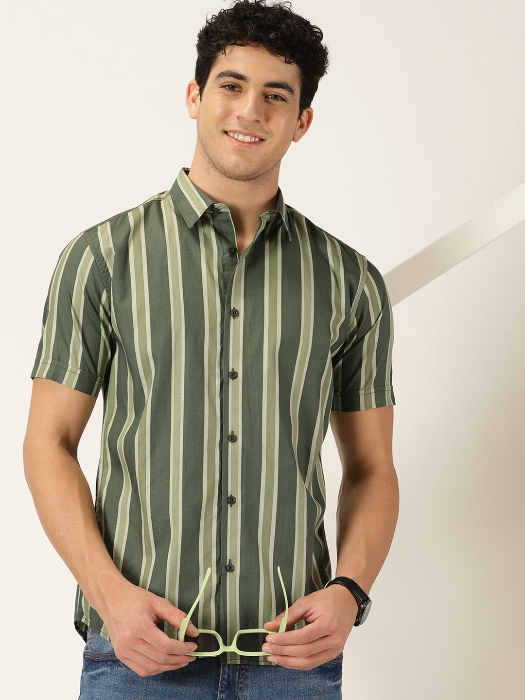 

Moda Rapido Green Smart Slim Fit Vertical Striped Pure Cotton Casual Shirt