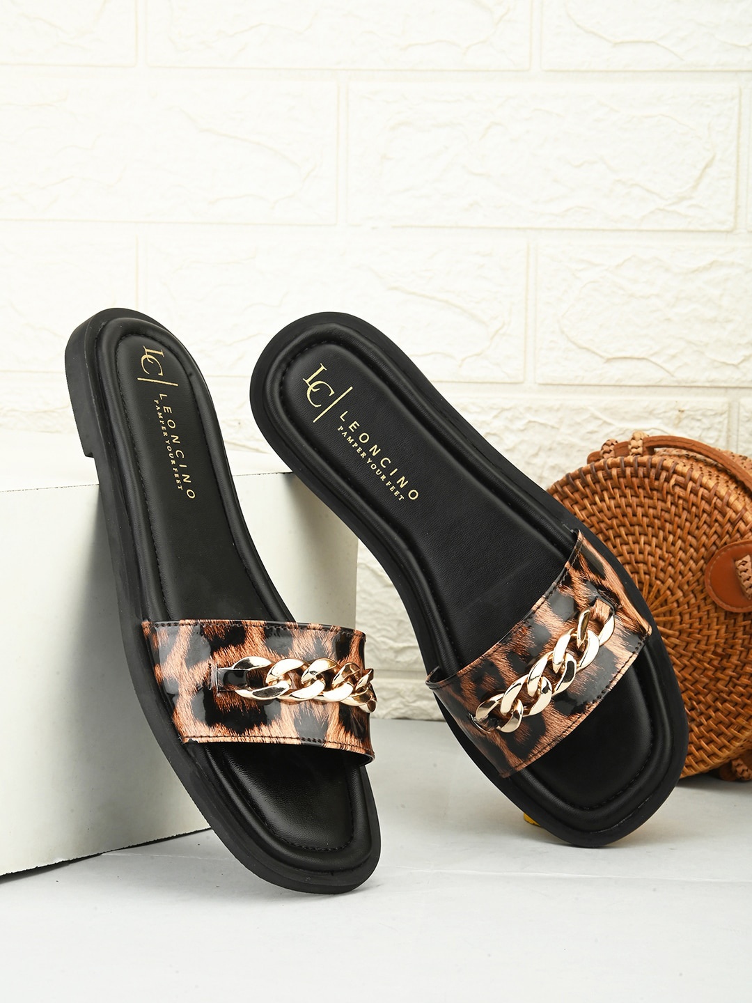 

LEONCINO Embellished Printed Open Toe Flats, Brown