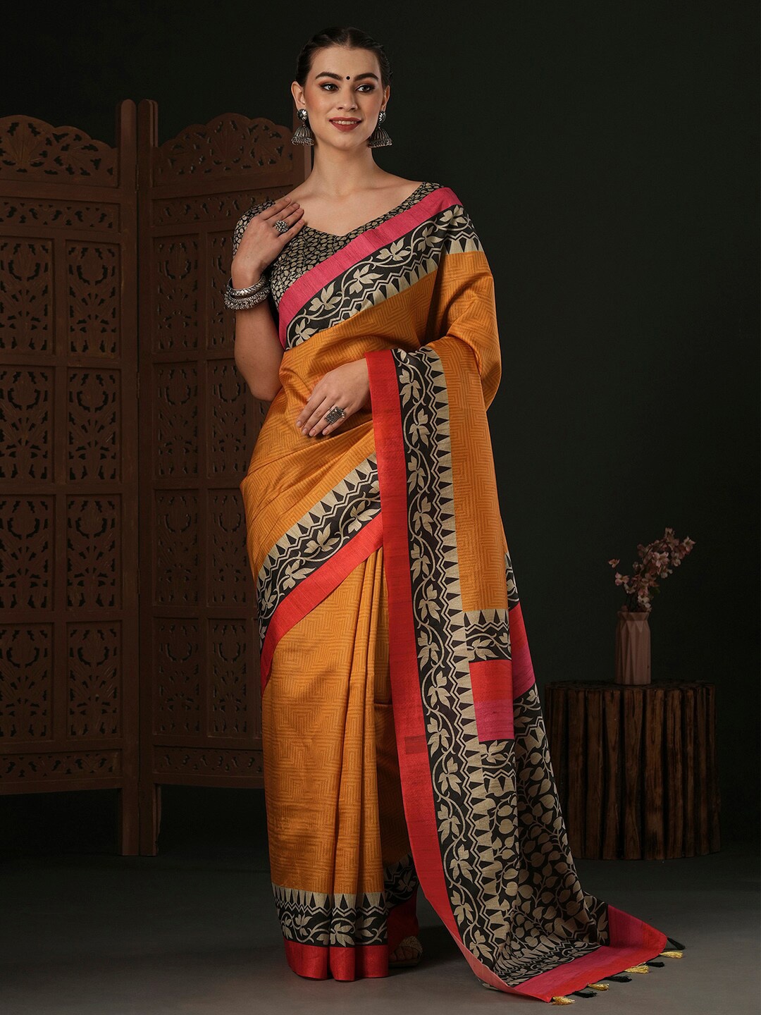 

Anouk Bagh Dabu Saree, Mustard