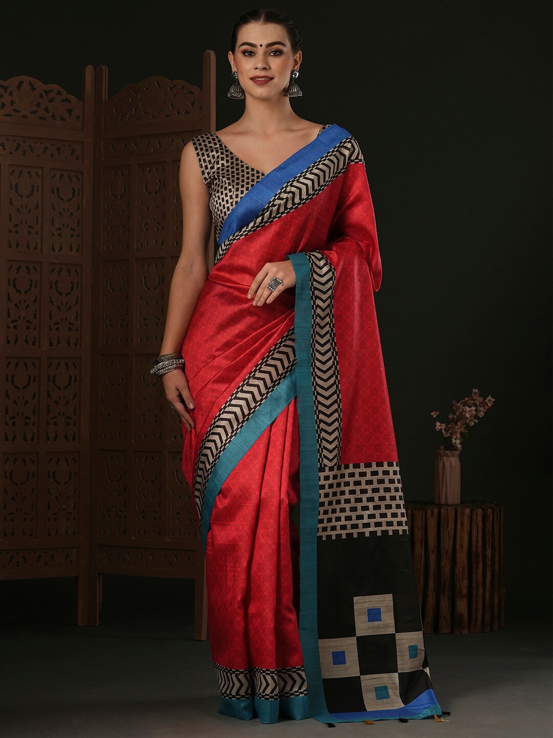 

Anouk Bagh Dabu Saree, Red