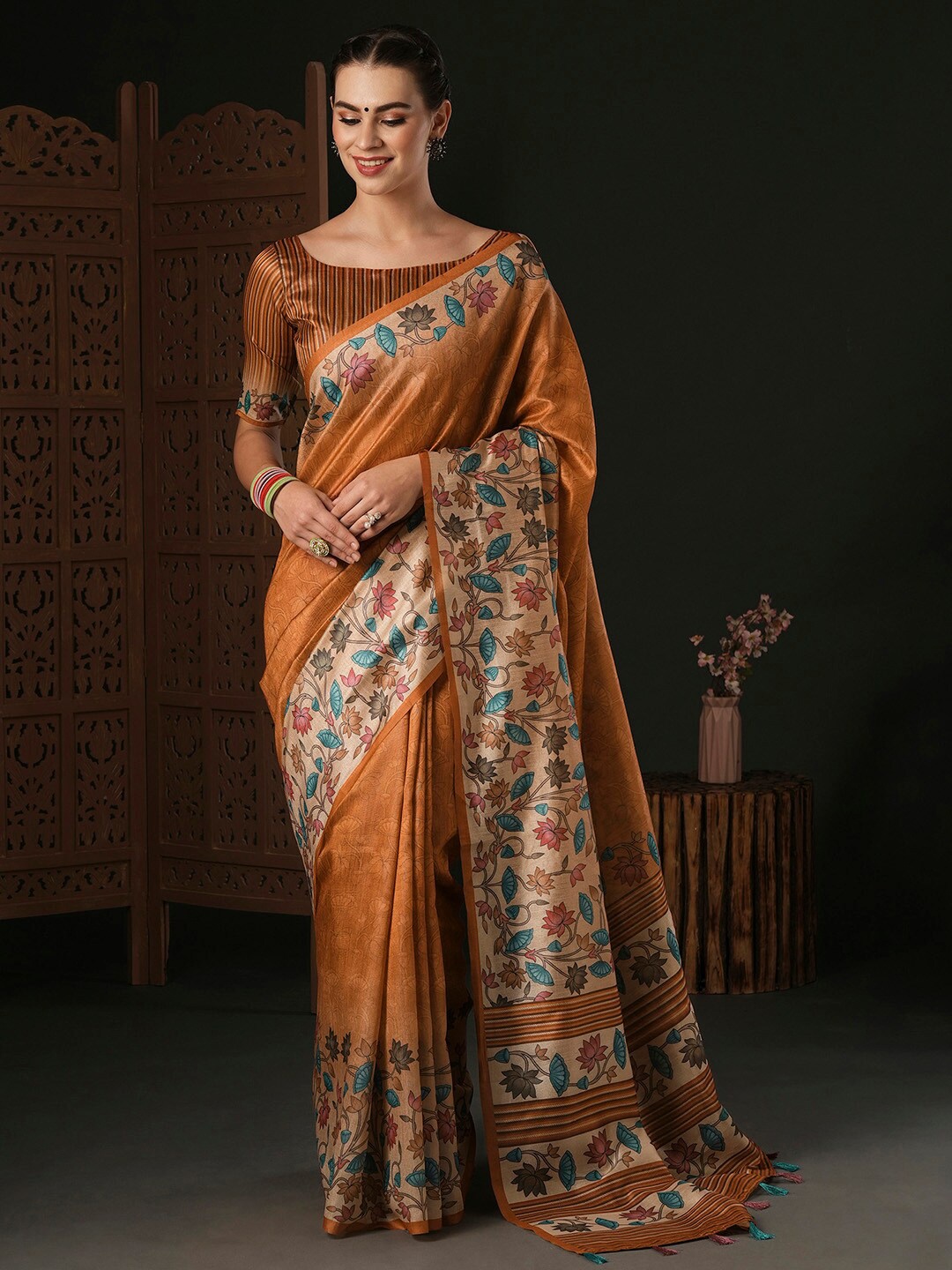 

Anouk Kalamkari Printed Traditional Dabu Saree, Camel brown