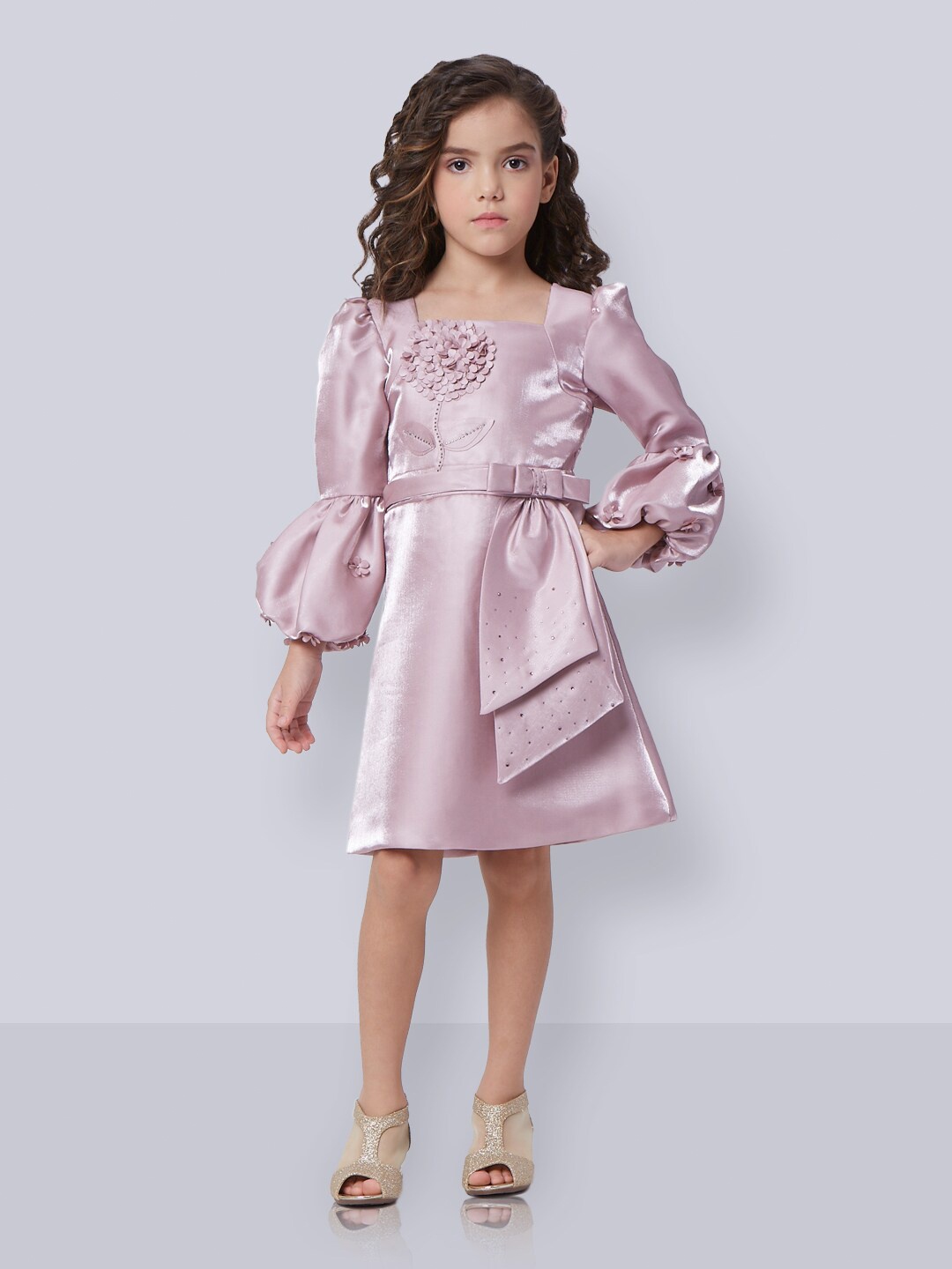 

Peppermint Girls Square Neck Puff Sleeves Tie Up Floral Applique A-Line Dress, Peach