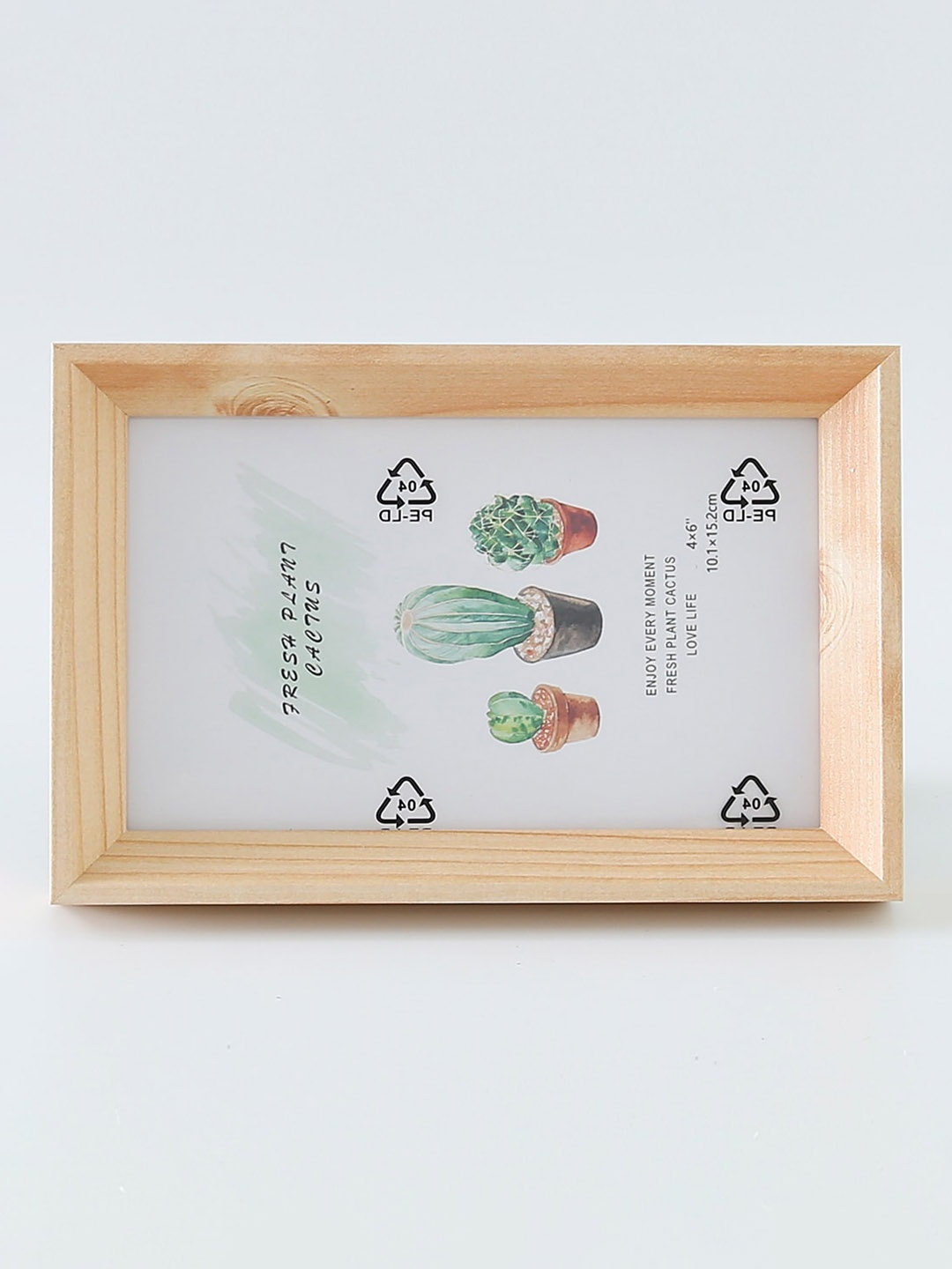 

Kuber Industries Cream Rectangle Photo Frames