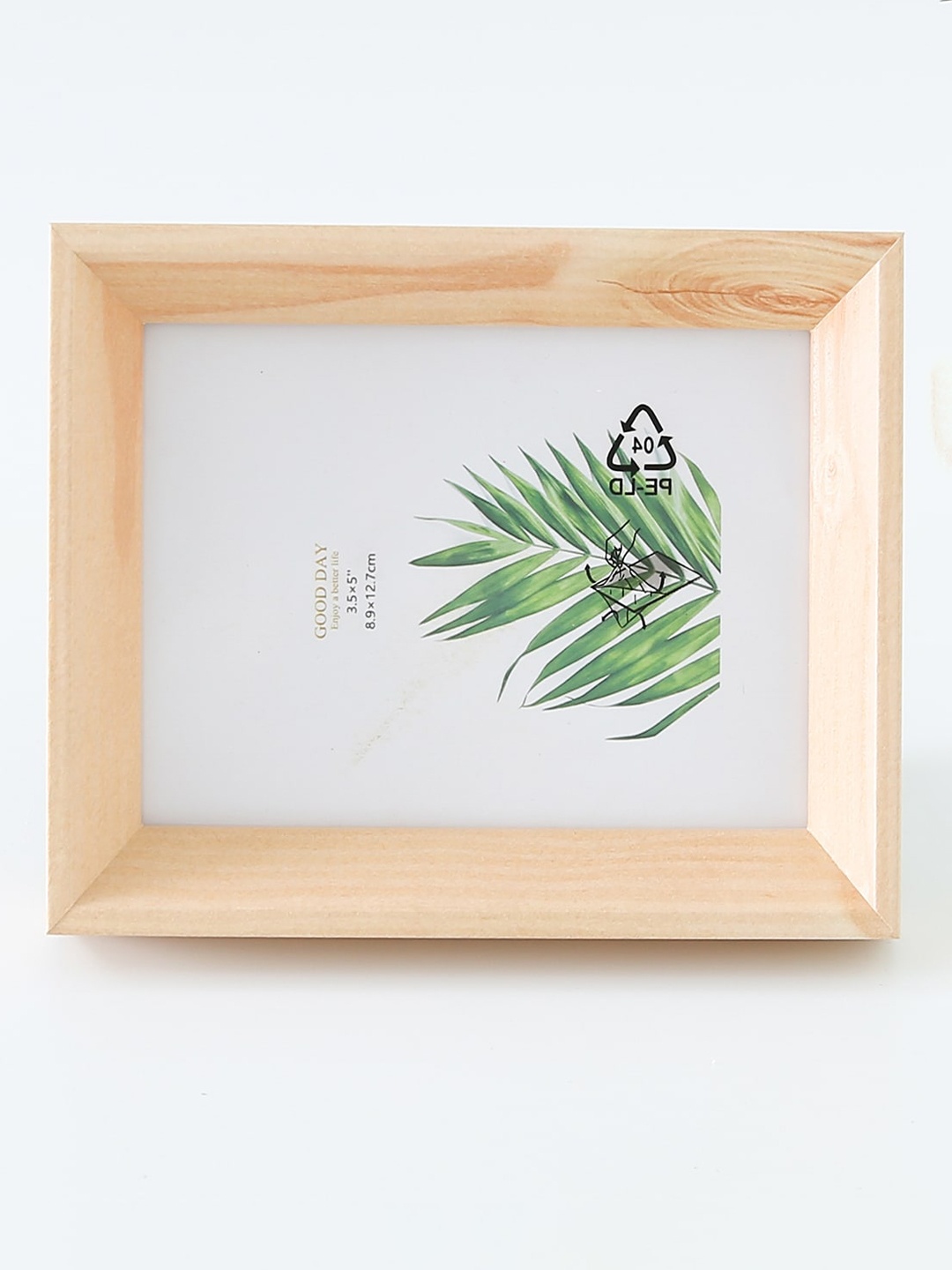 

Kuber Industries Cream Rectangle Photo Frames