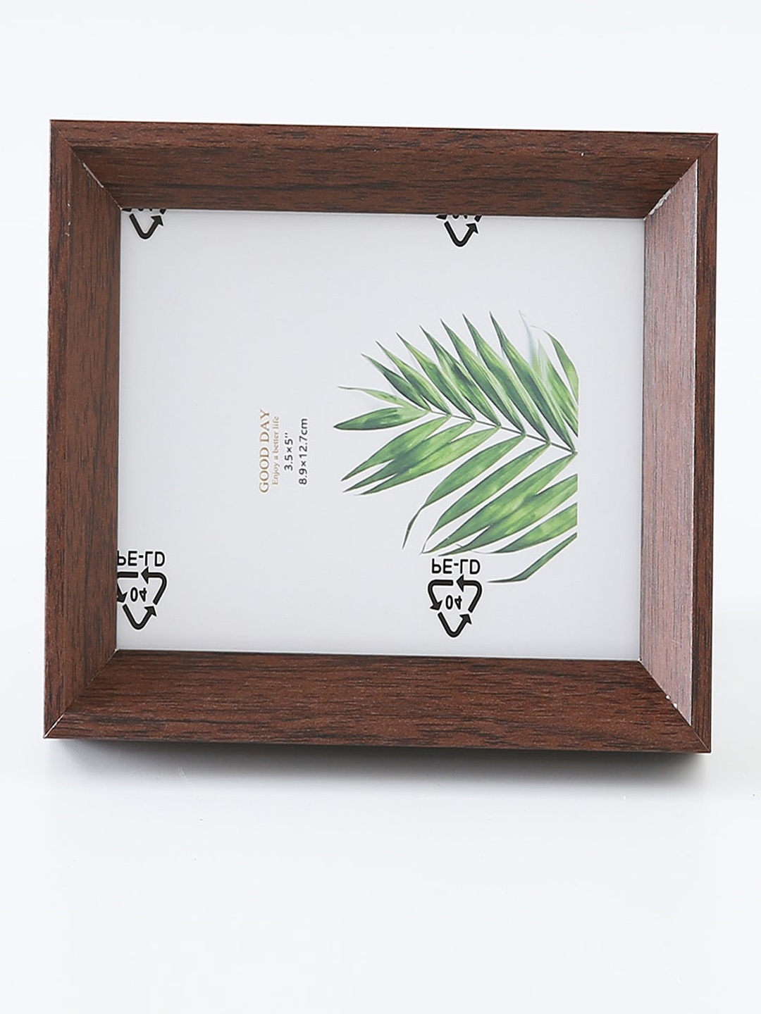 

Kuber Industries Brown Rectangle Photo Frames