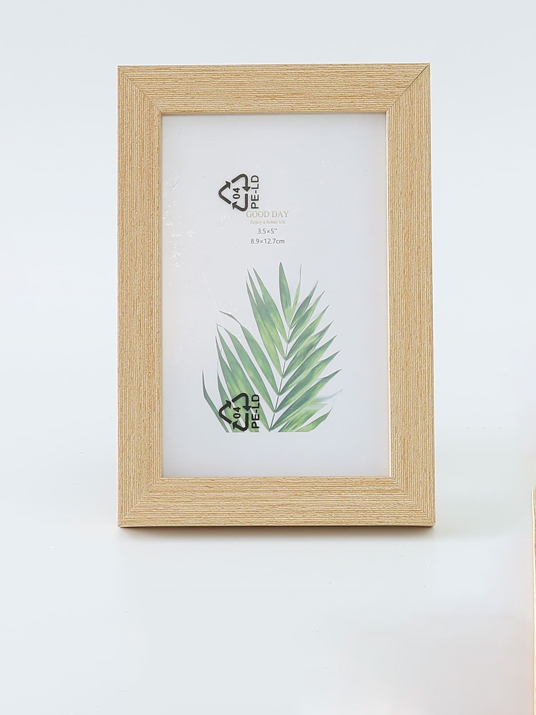 

Kuber Industries Cream Coloured MDF Table Photo Frame