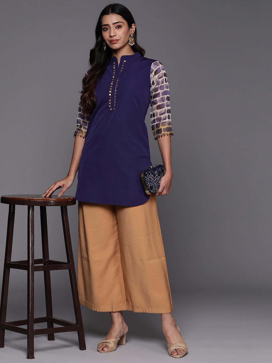 

Ahalyaa Mandarin Collar Printed Cotton Tunic, Navy blue