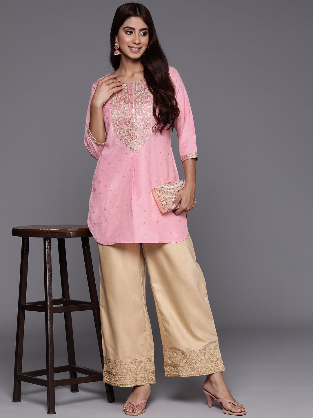 

Ahalyaa Printed Ethnic Top With Embroidered Detail, Pink