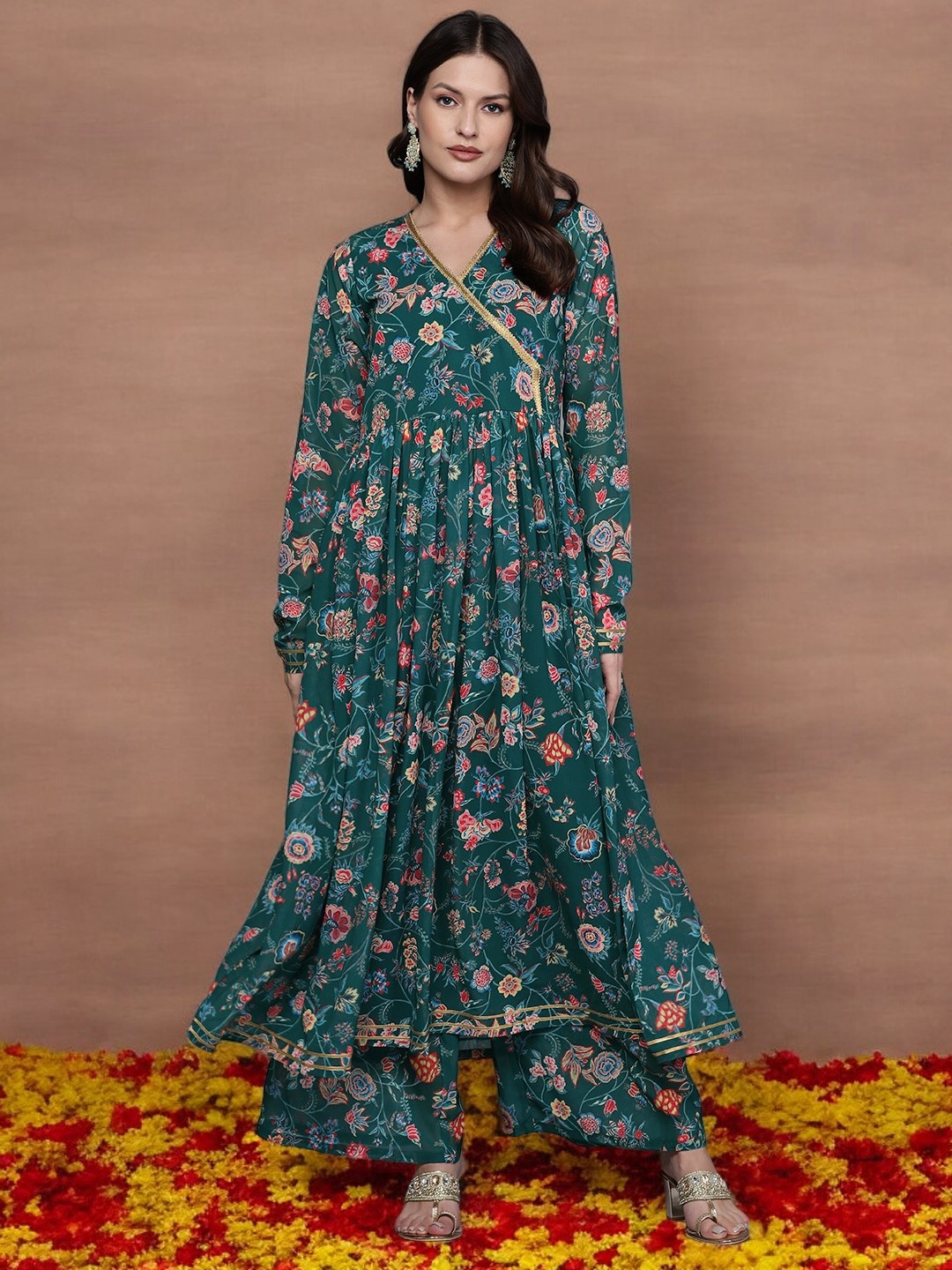 

Ahalyaa Women Floral Printed Angrakha Anarkali Kurta with Palazzos, Green