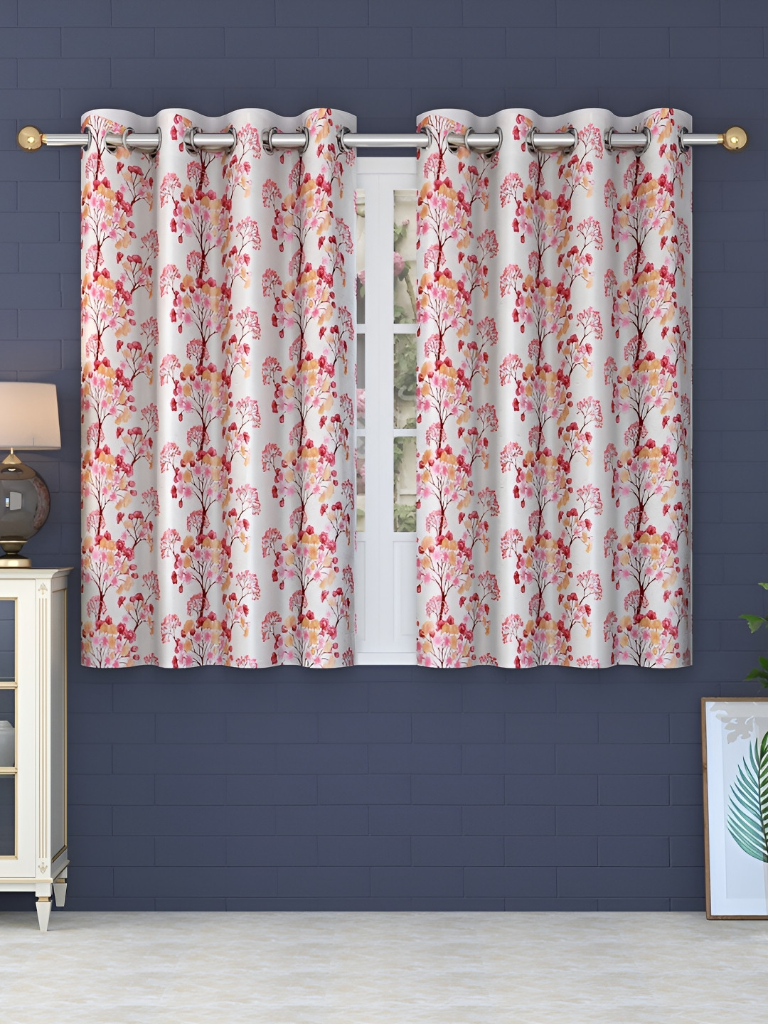 

Ville Style Maroon & White 2Pcs Floral Room Darkening Window Curtains