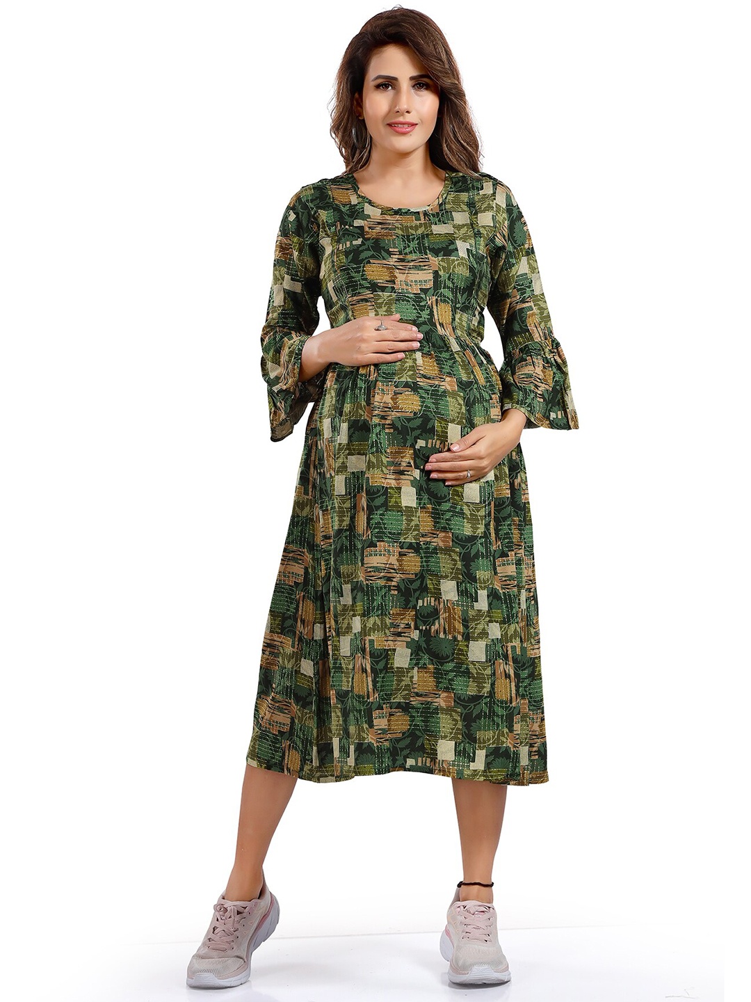 

Be You Floral Printed Round Neck Bell Sleeves Maternity Fit & Flare Midi Dress, Green