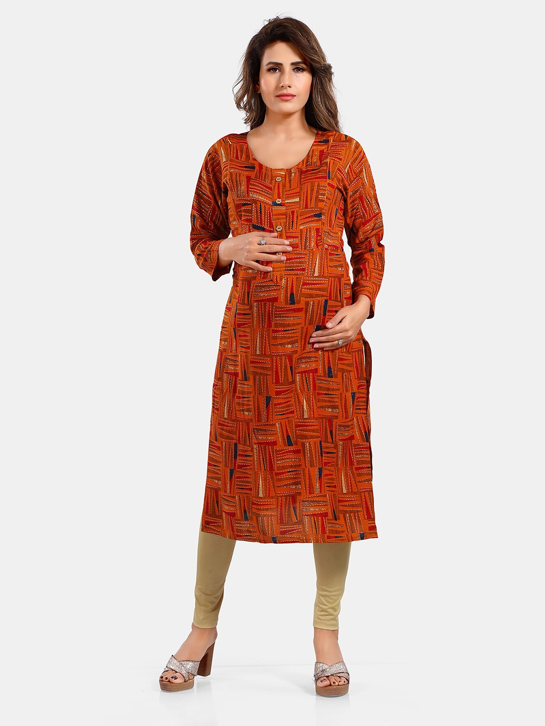 

Be You Abstract Printed Round Neck Kurta, Brown