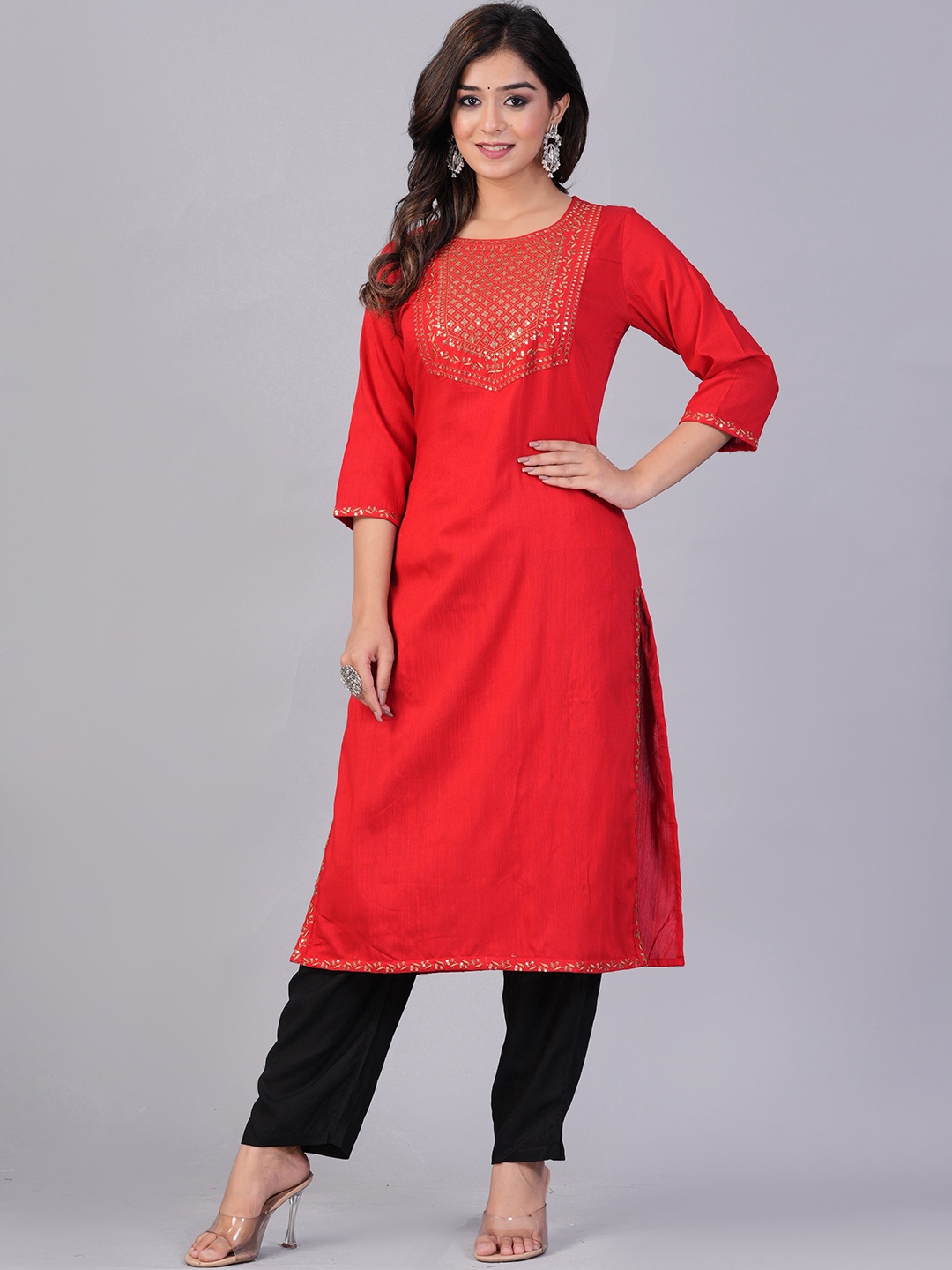 

DORIYA Yoke Design Embroidered Straight Kurta, Red