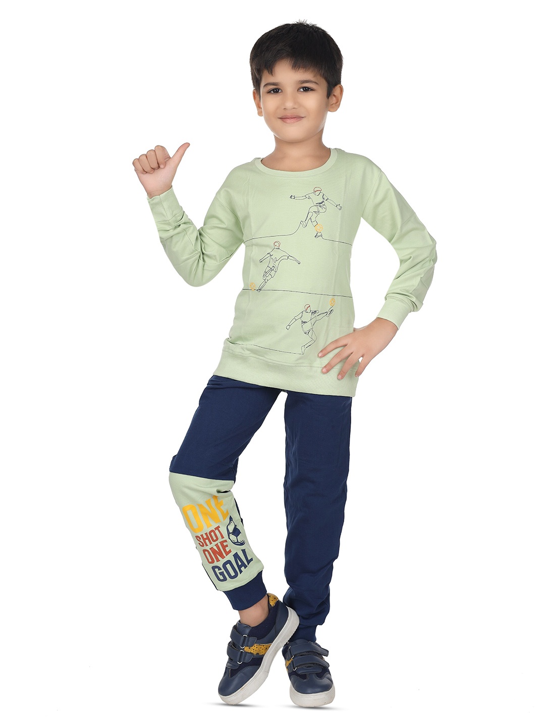 

Nottie Planet Boys Printed Sweatshirt With Pyjamas, Green