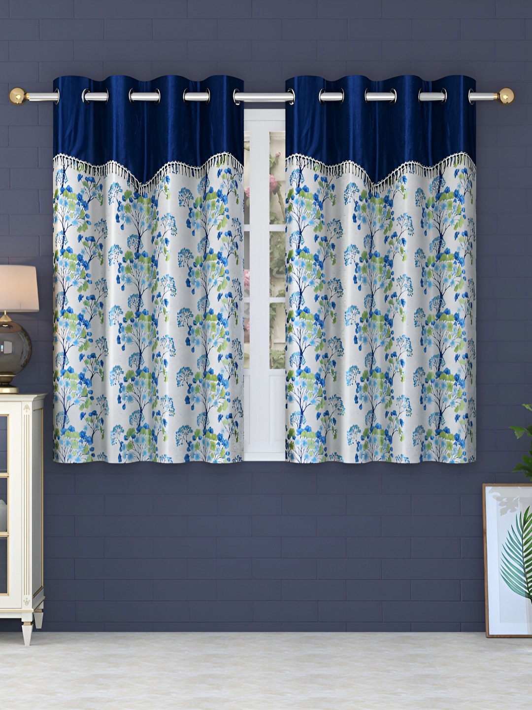 

Ville Style Blue & White 2Pcs Floral Room Darkening Window Curtains