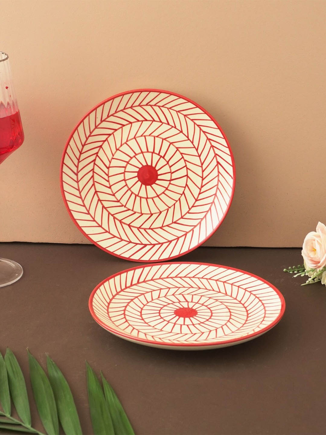 

The Decor Mart Red & Beige 2 Pieces Textured Ceramic Matte Plates