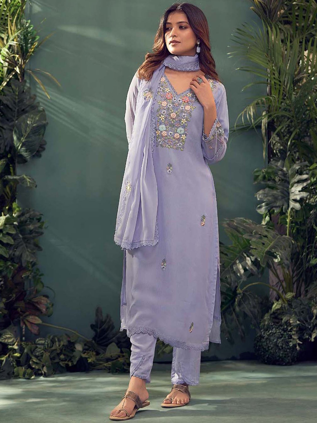 

Meena Bazaar Floral Embroidered Kurta With Trousers & Dupatta, Purple