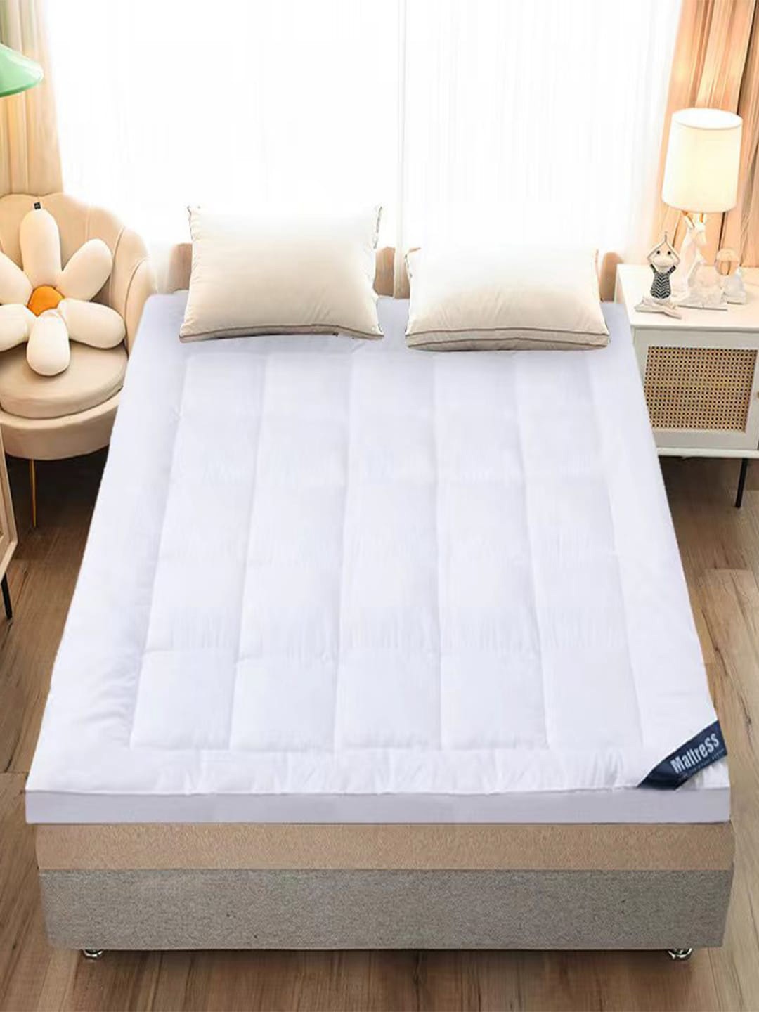 

Kuber Industries White Quilted Mattress Protector