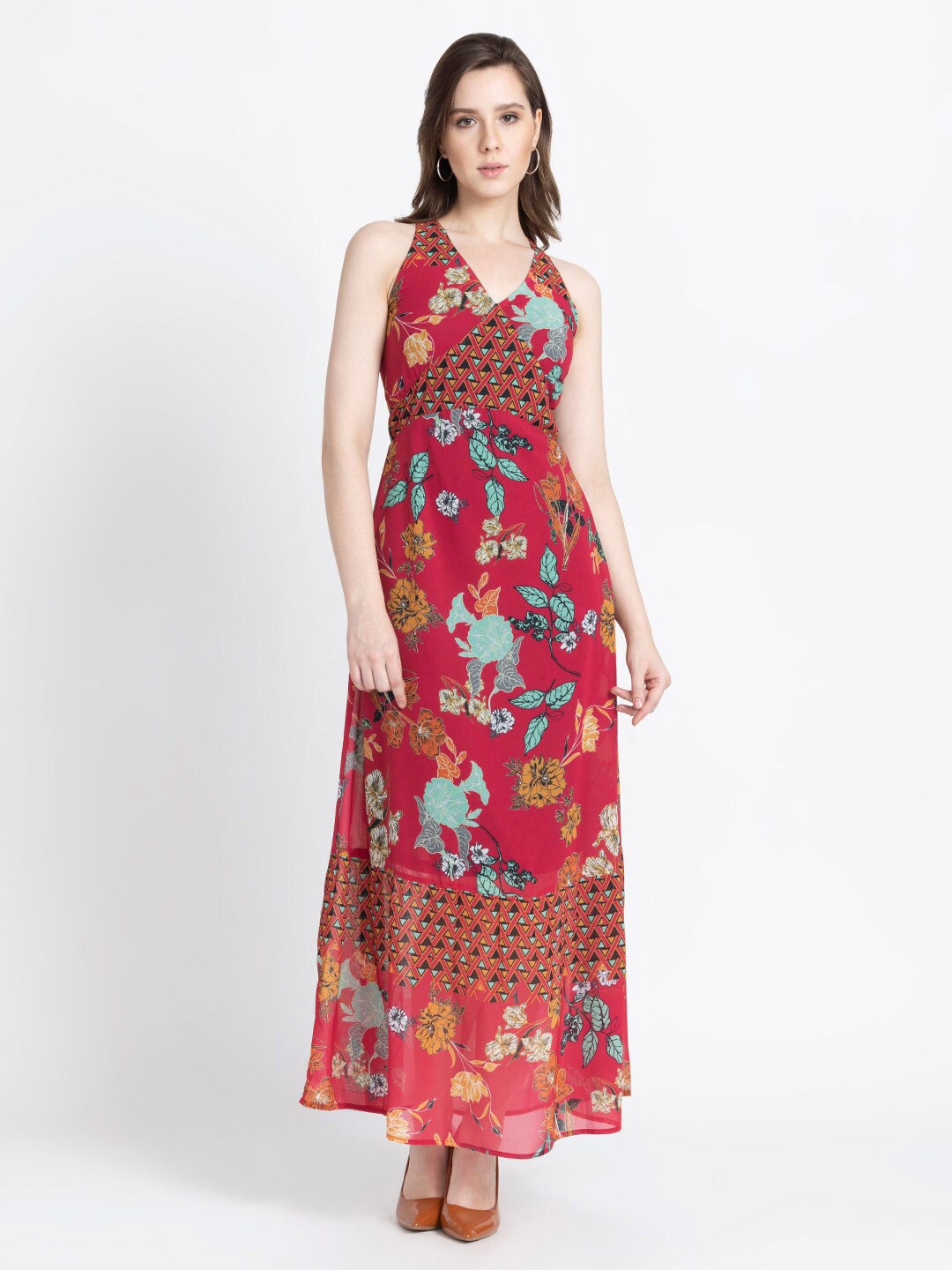 

SHAYE Floral Printed V-Neck Georgette Fit & Flare Maxi Dress, Red